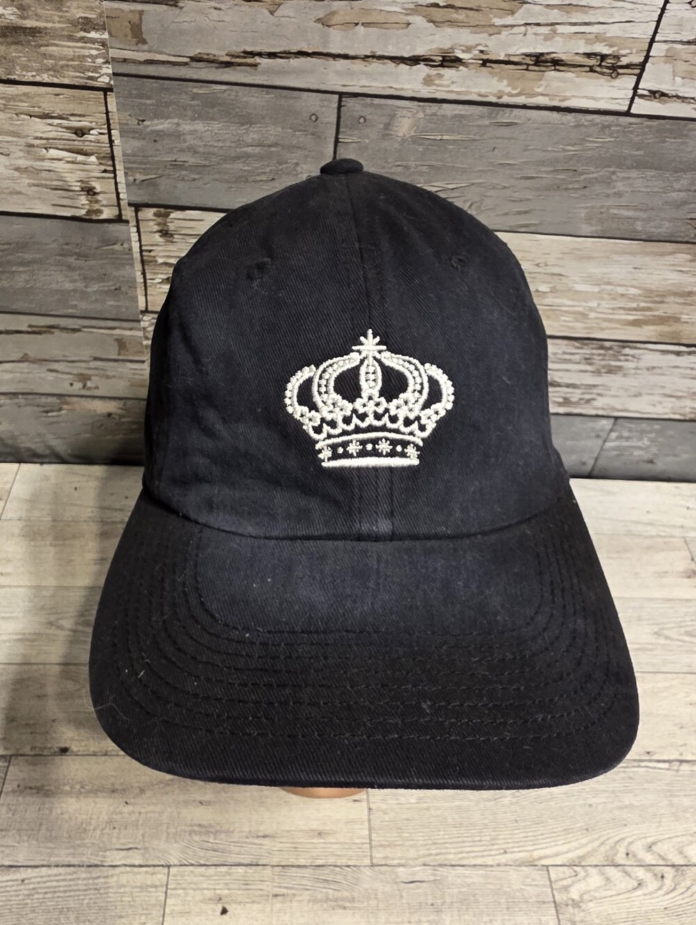 Stella Rosa Black Crown Embroidered Baseball Cap